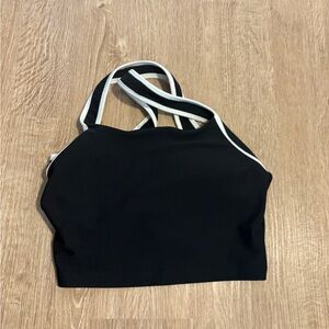 Abercrombie YPB sculpt lux active tank. Medium